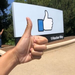 Meet your Posher, Thanyarat